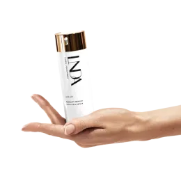 ЛІФТИНГ-СИРОВАТКА ДЛЯ ОБЛИЧЧЯ LNDA Facelift Serum 30 мл